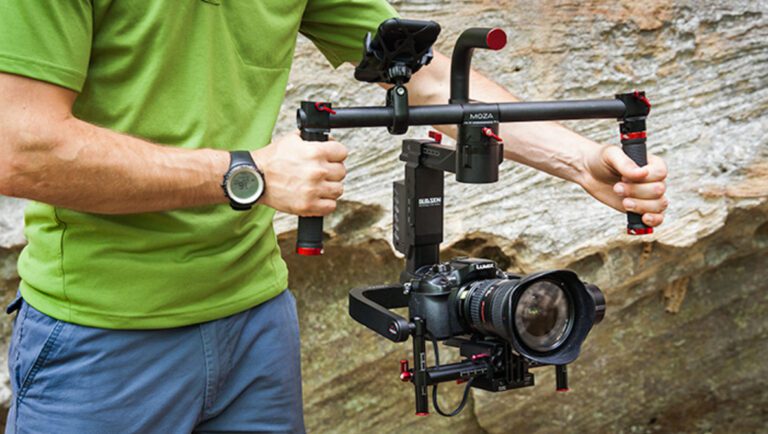 Top 5 Gimbal Stabilizers for Mirrorless Camera 2019
